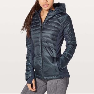 Lululemon - Down for a run jacket